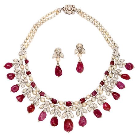 red diamond collier & earrings