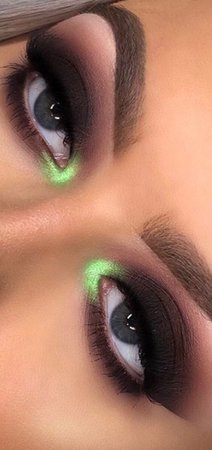 Black Eye w/ Neon Green Makeup