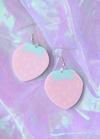 Yume Kawaii Pastel Strawberry Earrings – In Control Clothing