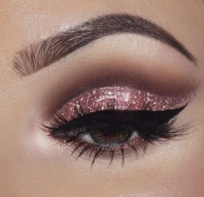 Rose gold eye makeup look | Sparkly eye makeup, Glitter eye makeup, Beautiful makeup