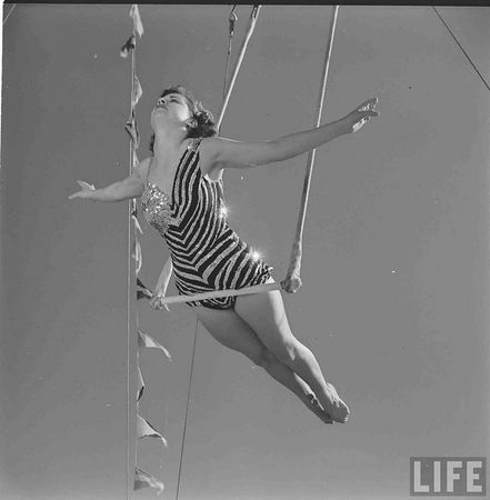 vintage trapeze artist - uploaded by mt