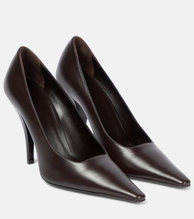 Lana Leather Pumps in Brown - The Row | Mytheresa
