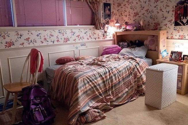 Pen15 I A Hulu Original on Instagram: “My Little Pony, Hello Kitty, Sylvanians and MORE. How many of these gems did u have in ur room?! #TBT #PEN15show”