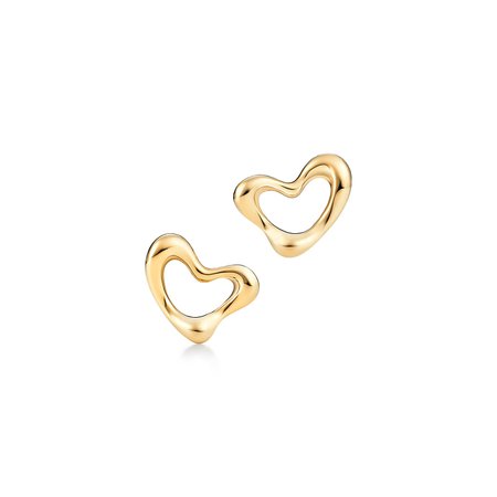Elsa Peretti® Open Heart ear clips in 18k gold. | Tiffany & Co.