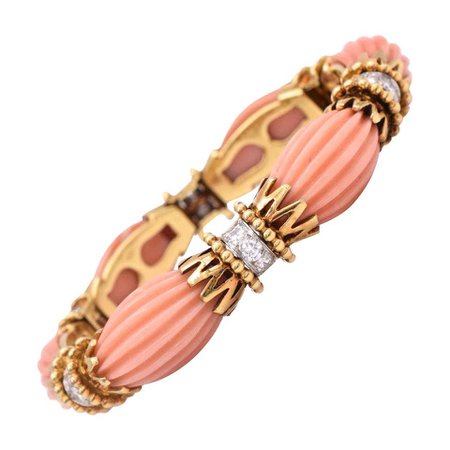 Van Cleef and Arpels Angel Coral and Diamond Bracelet For Sale at 1stDibs
