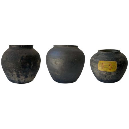 Set of Monochrome Architectural Clay Pots of Mexican Origin For Sale at 1stDibs