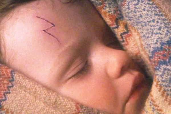 Rowling thinks lightning-bolt shaped scars are cool. - 40 'Harry Potter' Facts That All Die-Hard Potterheads Know - Zimbio
