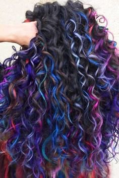 Pinterest - The hair color is everything! Right? #curly #curls #haircolor #beautiful #hair #hairinspiration #hairstyle | Natural hair guide