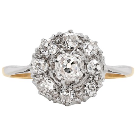 1.7 Carat Old Rose Cut Diamond 18 Carat Gold Cluster Ring For Sale at 1stDibs