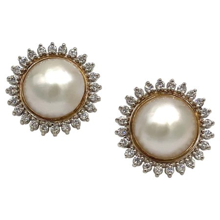 14K Yellow Gold Large Mobe Pearl Studs For Sale at 1stDibs