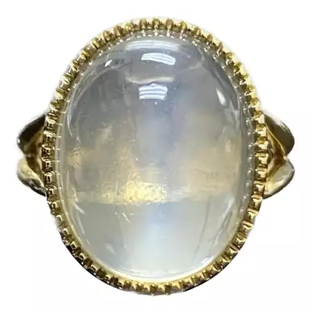 18K Yellow Gold 19.67 Carat Cabochon Oval Moonstone Engagement Ring For Sale at 1stDibs