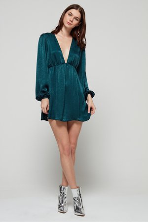 Shop Green Show Me Your Mumu Long-Sleeve Dakota Dress for Women | NISNASS