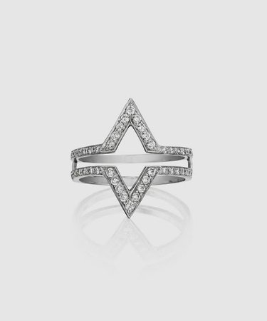 Lynn Ban Diamond Ring