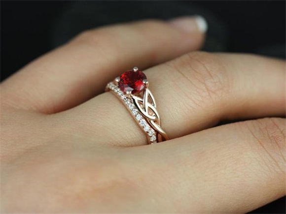 red and gold wedding ring set - Google Search