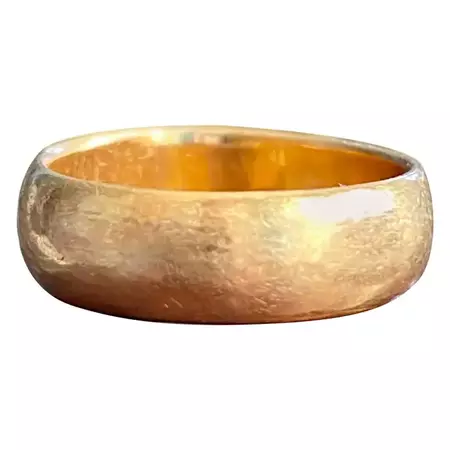 Vintage Heavy Wide 22K Gold Wedding Band Ring For Sale at 1stDibs | 22k gold color, round 22 carat gold wedding band, 22k gold ring band