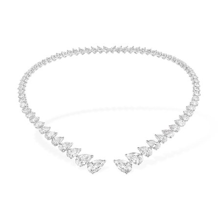 Boreal necklace white gold & pear diamonds