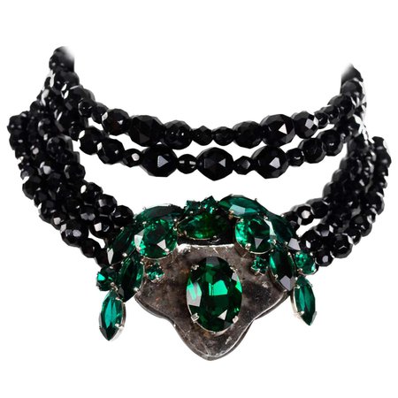 Erare 1980s Emanuel Ungaro Couture Black and Green Choker Mughal Inspired Necklace For Sale at 1stDibs