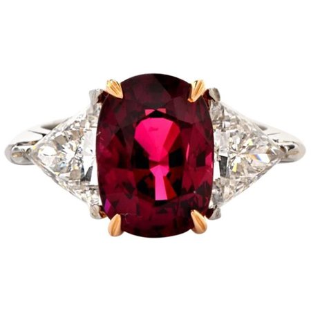 1980s Ruby Diamond Platinum Three-Stone Ring