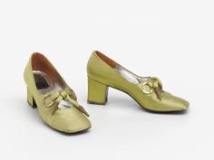light green bow heels shoes