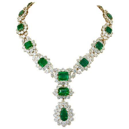 Bulgari Colombian Emerald, Diamond Detachable Necklace For Sale at 1stDibs