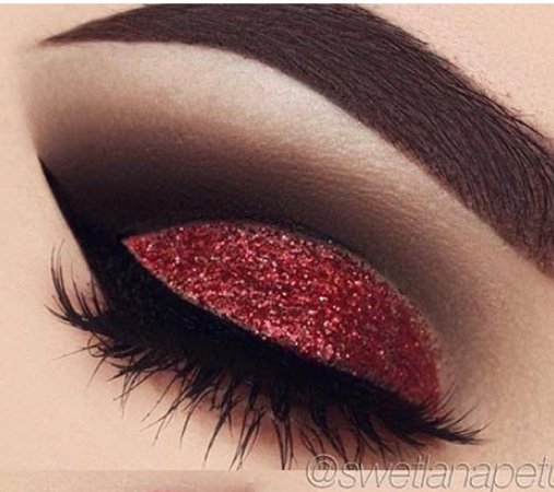 Black / Red Glitter Eye Makeup