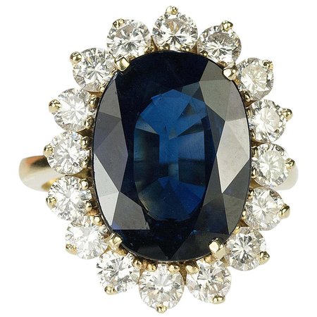 Gold Ring with 9.05 Carat AGL Certified Sapphire For Sale at 1stDibs