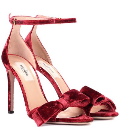 red velvet valentino shoes