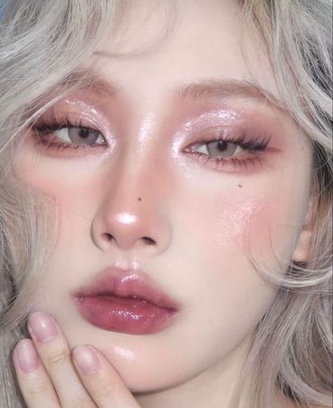 Ulzzang korean girl makeup 2023