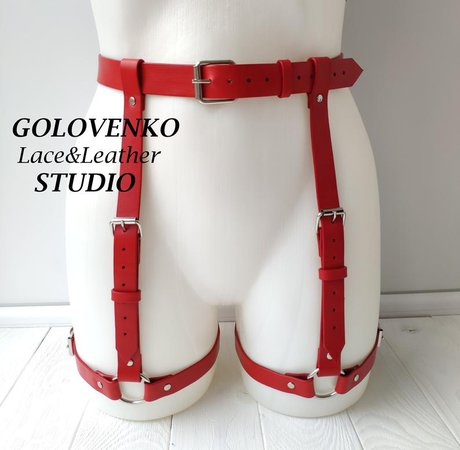 red leg harness belt