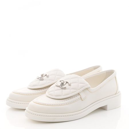 CHANEL Lambskin Quilted CC Turnlock Loafers 38 White 1083931 | FASHIONPHILE