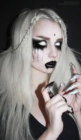 witch make-up
