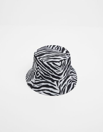 Zebra print bucket hat - New - Bershka United States