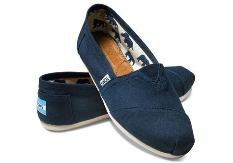 toms shoes - Images - OceanHero