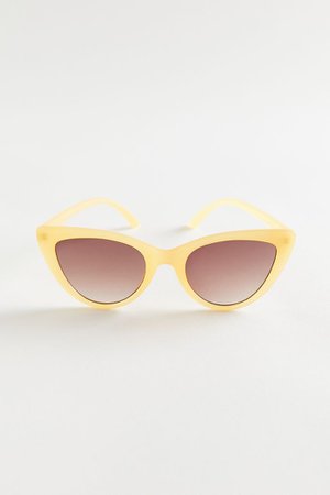 Clarissa Cat-Eye Sunglasses | Urban Outfitters