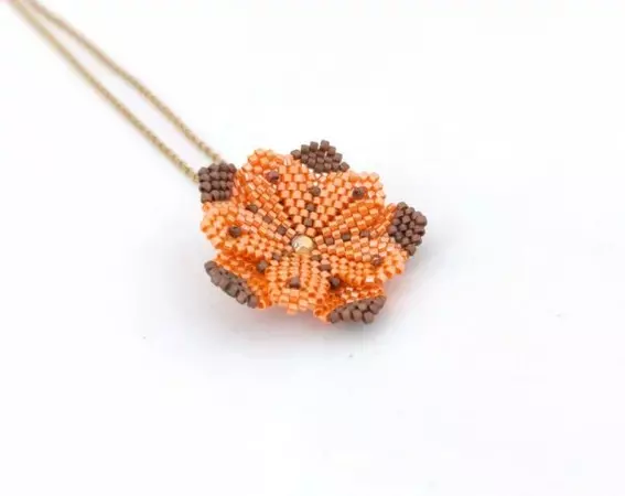 Marigold flower, beaded pendant - Tiszi