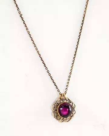 Vintage style plum wine red color filigree pendant necklace – Exquistry