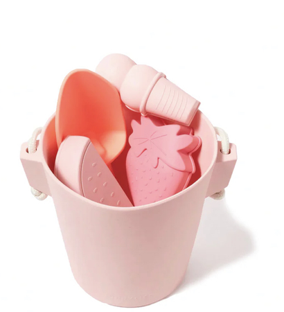 sunnylife pink silicone bucket sand toy set