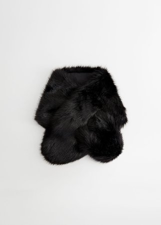 Faux fur scarf - Women | Mango USA black