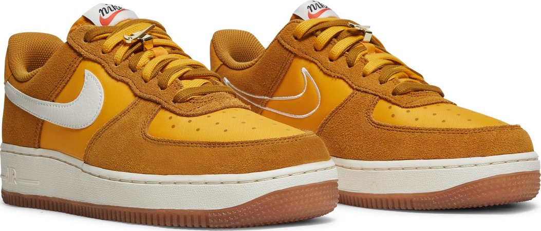 Wmns Air Force 1 '07 SE 'First Use - University Gold Gum'