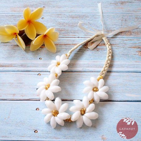 Lavahut - Sea Flower Yellow Hawaiian Necklace