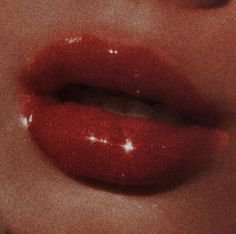 Vintage Red Lips