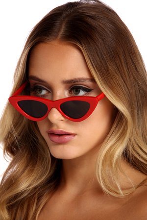 Retro Red Cat Eye Sunglasses