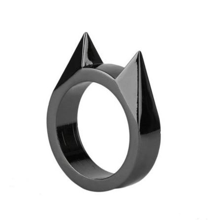black self defense ring