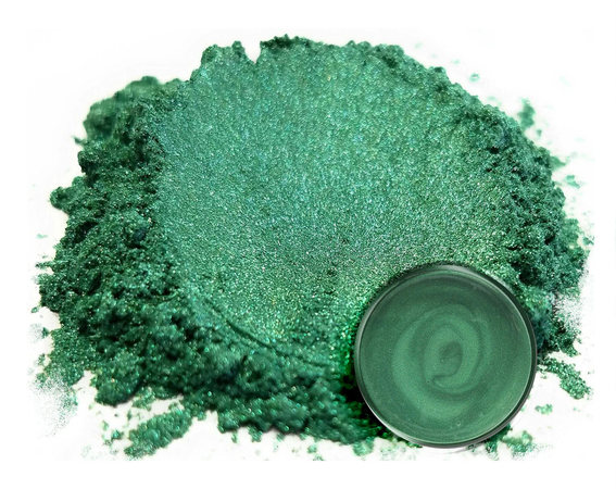 Emerald makeup