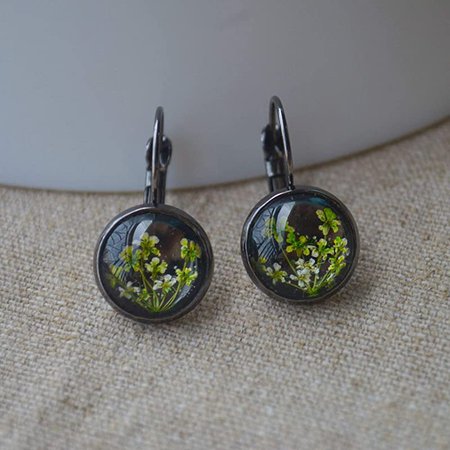Amazon.com: a Pair Green Babysbreath Real Flower Glass Black Copper Drop Earrings: Handmade