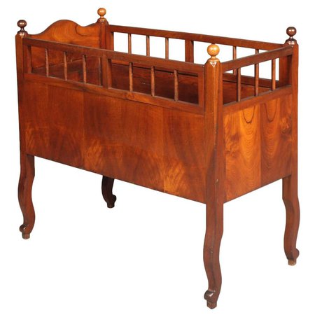 19th Century Cradle Baby Cot in Walnut sanitized and wax polished For Sale at 1stDibs