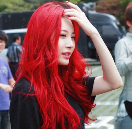 yura with red hair