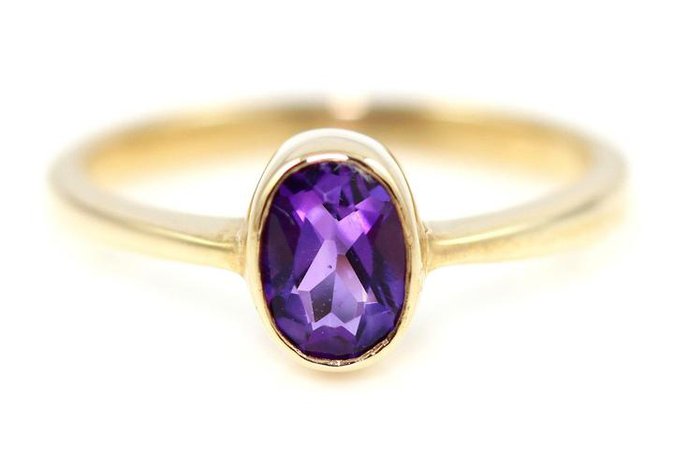 Amethyst Stacking Ring in 9ct Yellow Gold – Lillicoco