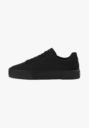 Bershka Sneakers - black - Zalando.se