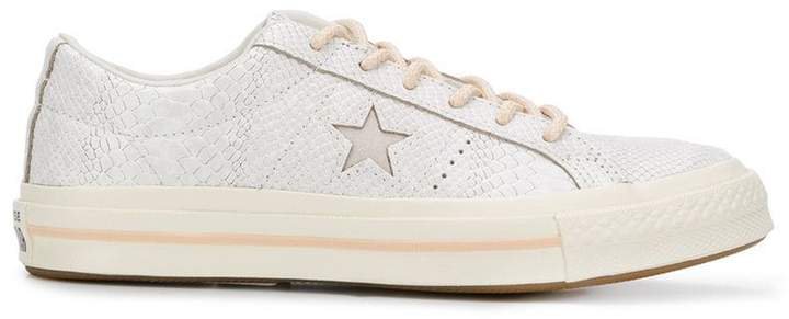 One Star low top sneakers